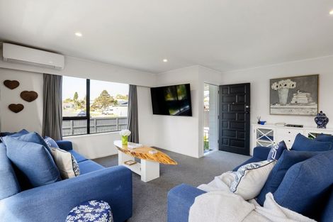 Photo of property in 4/88 Gloria Avenue, Te Atatu Peninsula, Auckland, 0610