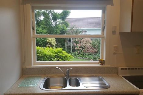 Photo of property in 6 Walton Avenue, Waikanae, 5036