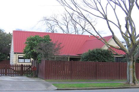 Photo of property in 44 Te Awe Awe Street, Hokowhitu, Palmerston North, 4410