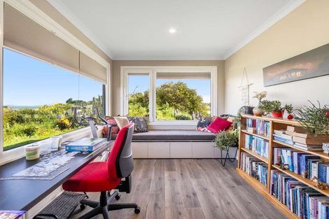 Photo of property in 12 Longbeach Drive, Castlecliff, Whanganui, 4501