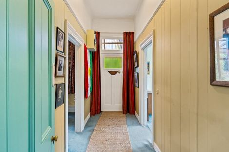 Photo of property in 21 Peel Street, Lawrence, 9532