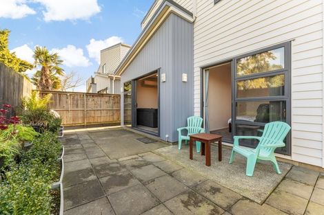 Photo of property in 7 Tapuwae Way, Mangere Bridge, Auckland, 2022