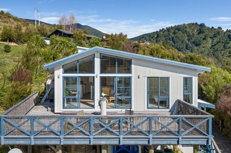 Photo of property in 45 Boons Valley Road, Waikawa, Picton, 7220