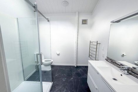 Photo of property in 8 Ngahere Views, Orewa, 0931