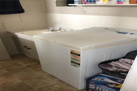 Photo of property in 3/76 Helvetia Road, Pukekohe, 2120