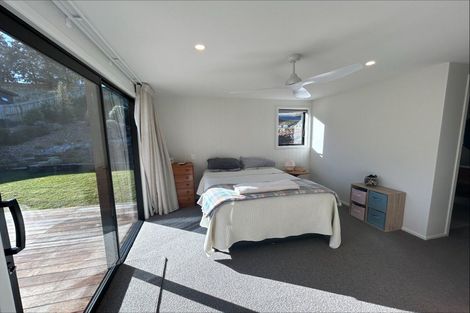 Photo of property in 21 Tomtit Crescent, Lake Hawea, 9382