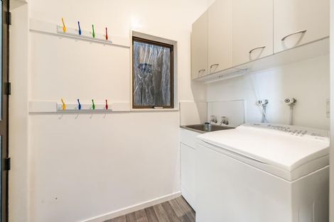 Photo of property in 9 Haven Grove, Naenae, Lower Hutt, 5011