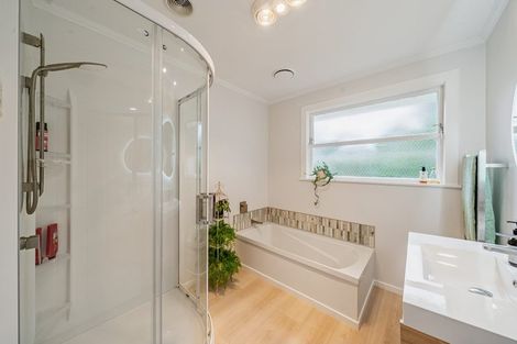 Photo of property in 14 Glenrae Grove, Silverstream, Upper Hutt, 5019