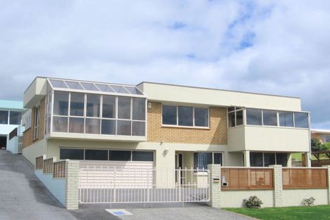 Photo of property in 110a Oceanview Road, Mount Maunganui, 3116
