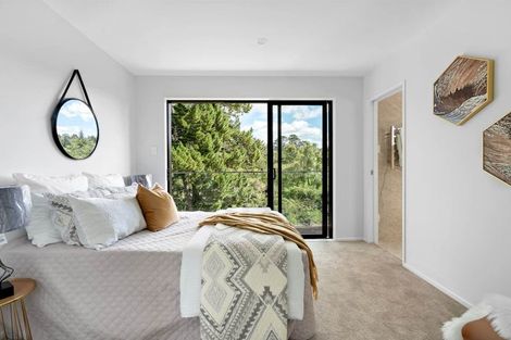 Photo of property in 5/3 Kaimai Avenue, Massey, Auckland, 0614