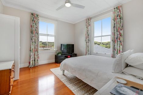 Photo of property in 14 Nelson Street, Helensville, 0800