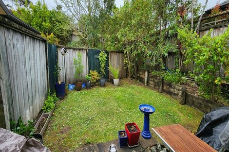Photo of property in 202 Greenhithe Road, Greenhithe, Auckland, 0632