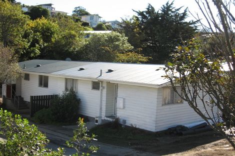 Photo of property in 169a Newlands Road, Newlands, Wellington, 6037