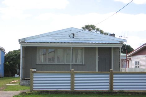 Photo of property in 115 Seabury Avenue, Foxton Beach, Foxton, 4815