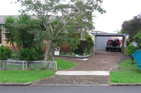Photo of property in 2 Challinor Street, Pakuranga, Auckland, 2010