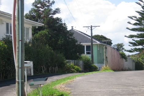 Photo of property in 35 Koromiko Street, New Lynn, Auckland, 0600