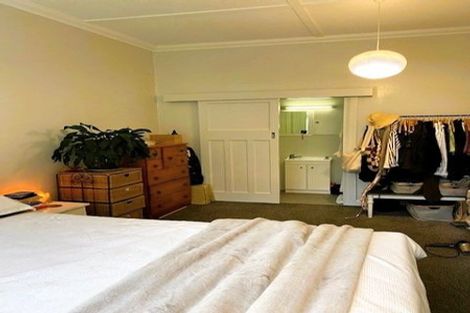 Photo of property in 16 Moana Road, Kelburn, Wellington, 6012