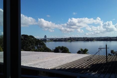 Photo of property in 2 The Promenade, Takapuna, Auckland, 0622