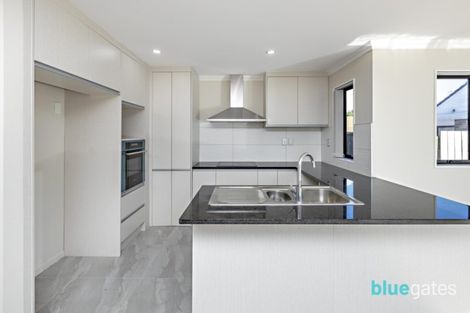 Photo of property in 3b Greers Road, Weymouth, Auckland, 2103