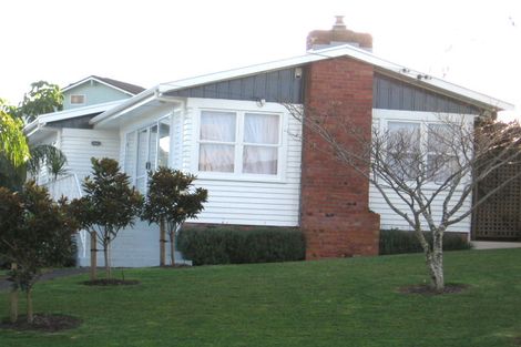 Photo of property in 54 Angelo Avenue, Howick, Auckland, 2014