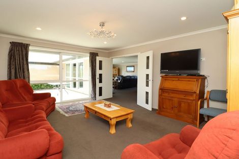 Photo of property in 19 Blue Stone Drive, Waiareka Junction, Oamaru, 9401