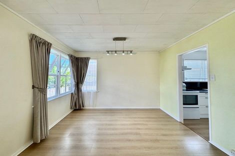 Photo of property in 10 Carter Place, Manurewa, Auckland, 2102
