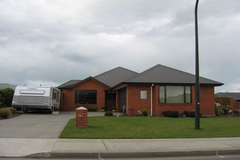 Photo of property in 8 Matson Close, Rangiora, 7400