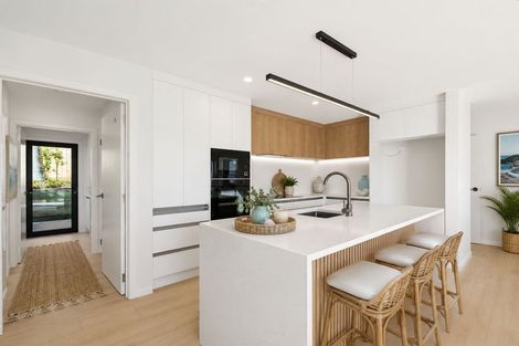 Photo of property in 8a Cedar Terrace, Stanmore Bay, Whangaparaoa, 0932