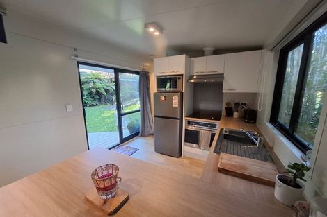 Photo of property in 9a Beaumont Crescent, Frankleigh Park, New Plymouth, 4310