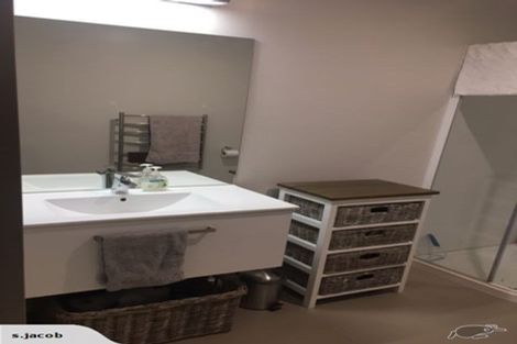 Photo of property in 20 Defender Crescent, Beachlands, Auckland, 2018