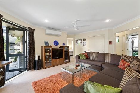 Photo of property in 34 Fleetwood Drive, Henderson, Auckland, 0612