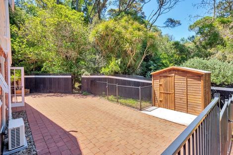 Photo of property in 74 Holyoake Place, Chatswood, Auckland, 0626