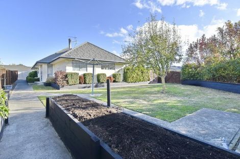 Photo of property in 135 Chinnerys Road, Woodend, 7610