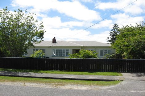 Photo of property in 29-31a Peel Street, Westport, 7825