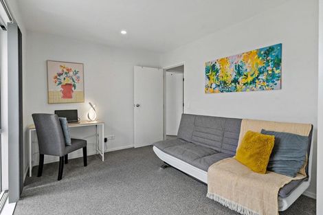 Photo of property in 16 Perla Road, Pukekohe, 2120