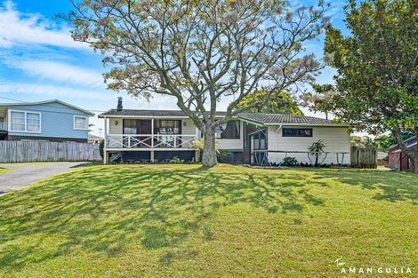 Photo of property in 26 Cron Avenue, Te Atatu South, Auckland, 0610