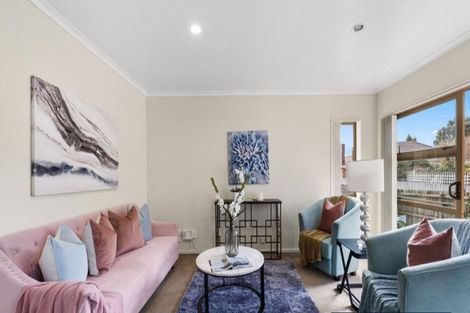 Photo of property in 17a Valley Road, Waiuku, 2123