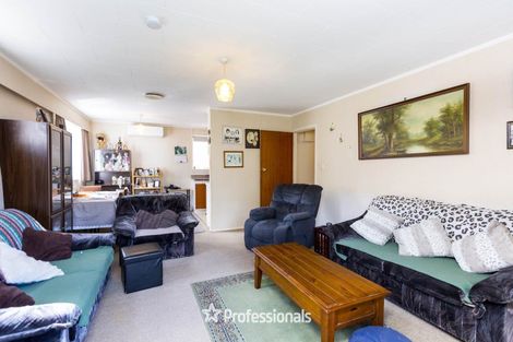 Photo of property in 2/9 Denver Grove, Totara Park, Upper Hutt, 5018