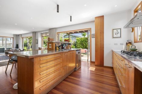Photo of property in 27 Napier Avenue, Takapuna, Auckland, 0622