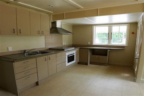 Photo of property in 225 Hanham Road, Kumeu, 0891