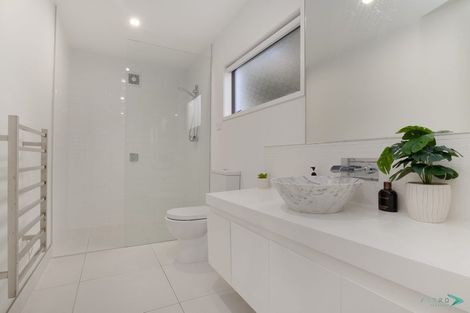 Photo of property in 1 Endymion Place, Half Moon Bay, Auckland, 2012