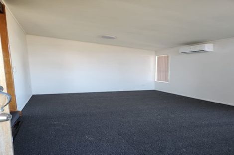 Photo of property in 180 Mahia Road, Wattle Downs, Auckland, 2103