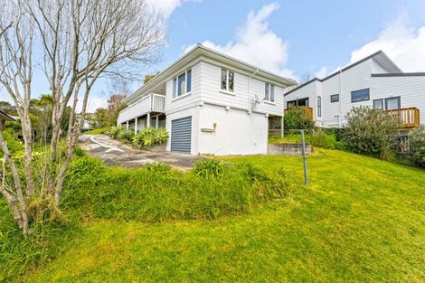 Photo of property in 121 Stredwick Drive, Torbay, Auckland, 0630