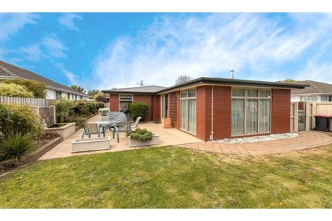 Photo of property in 18 Wayside Avenue, Burnside, Christchurch, 8053