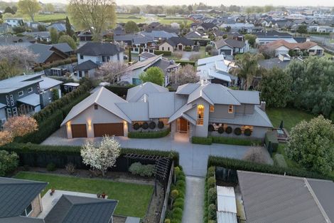 Photo of property in 5 Cooper Crescent, Cambridge, 3434