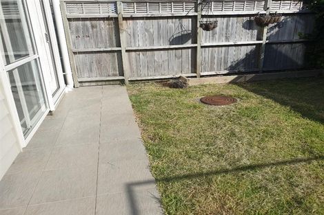 Photo of property in 18/45a Swanson Road, Henderson, Auckland, 0610