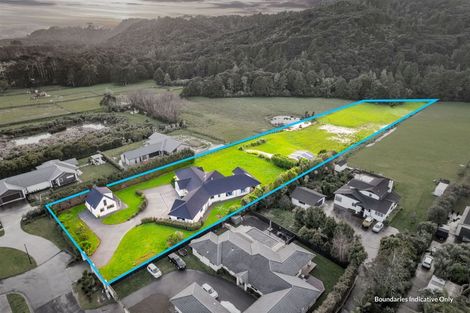 Photo of property in 50 Robert Might Road, Kumeu, 0810