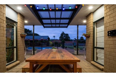 Photo of property in 8 Cloverfields Drive, Waimauku, 0812