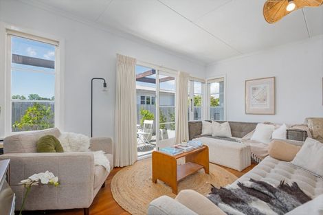 Photo of property in 17 Nottingham Avenue, Awapuni, Palmerston North, 4412