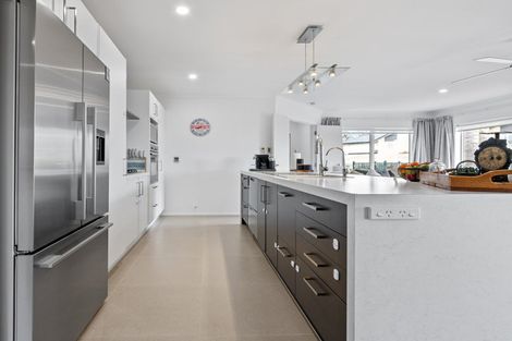 Photo of property in 43 Abby Close, Pukekohe, 2120